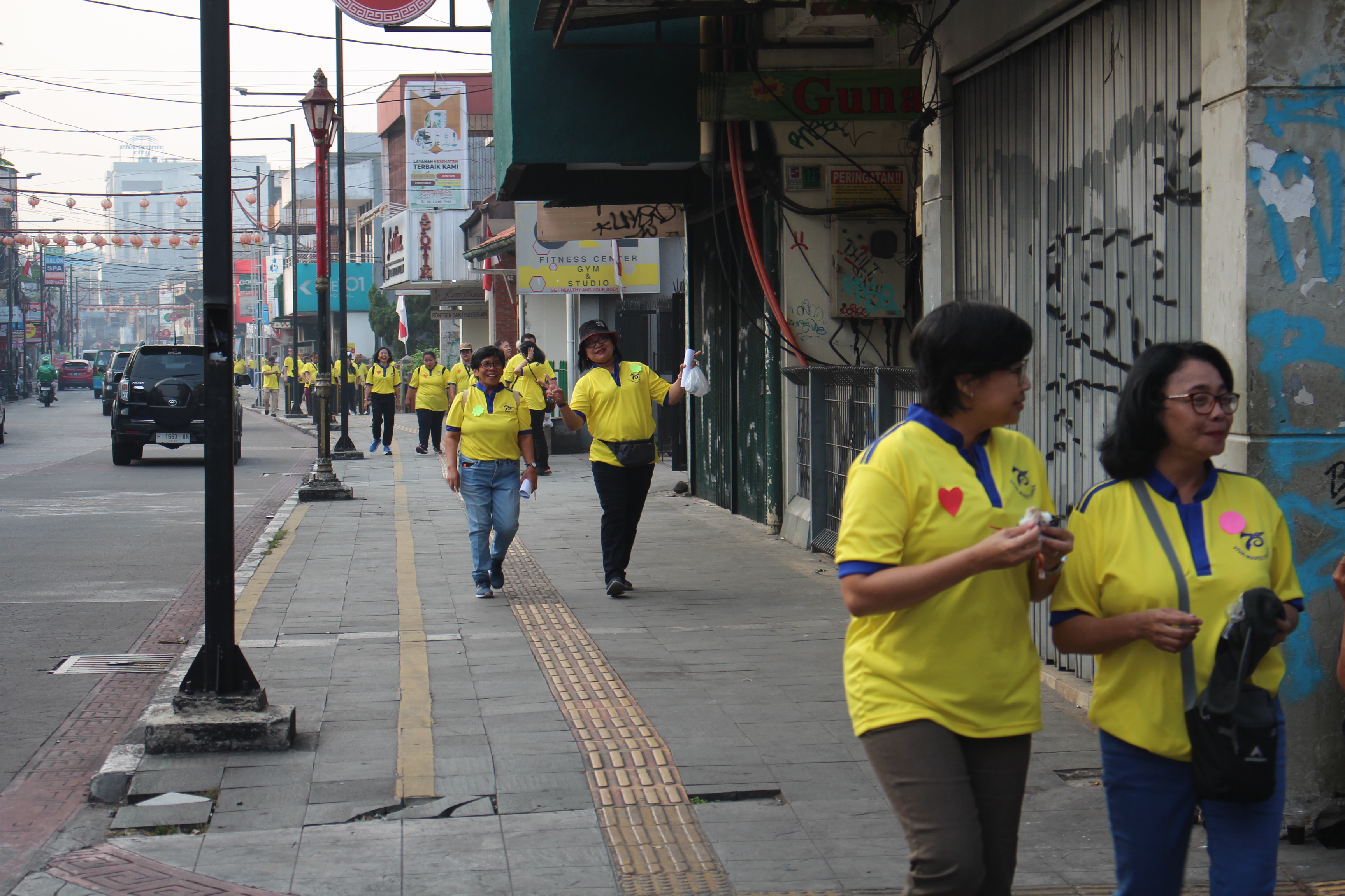 Jalan Sehat dan Lomba HUT MY 75